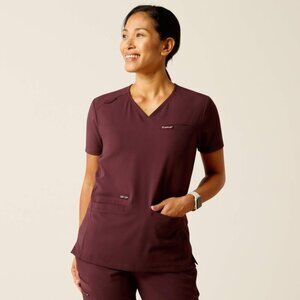 Ariat Clara 6 Pocket Scrub Top